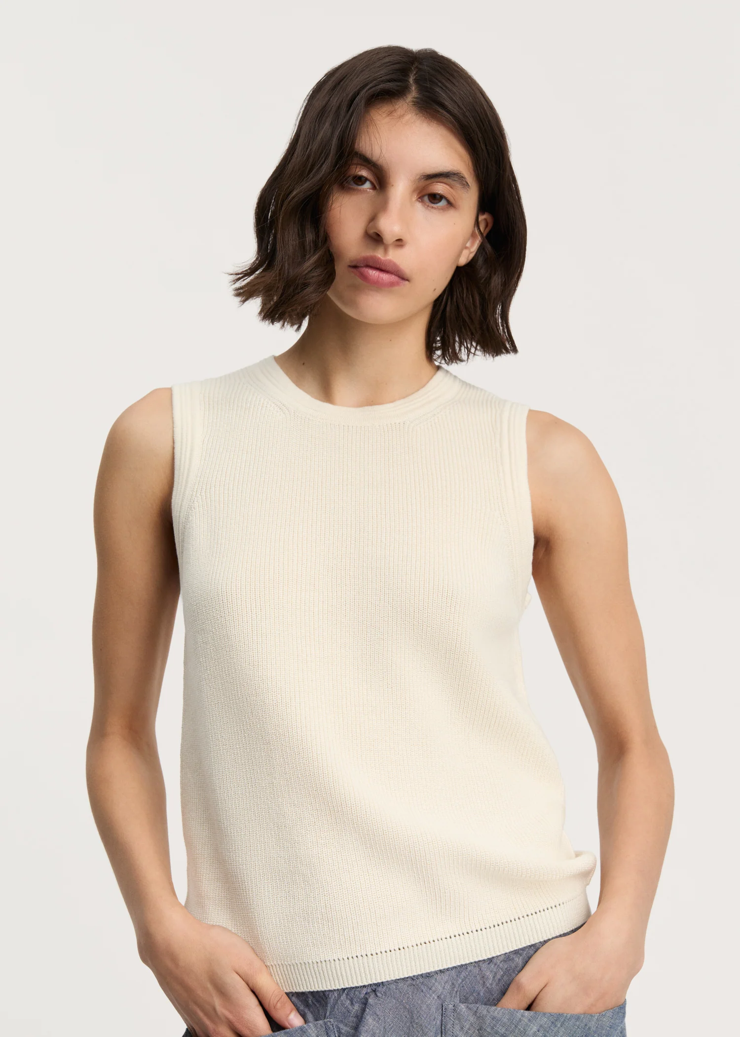 T-shirts & tops